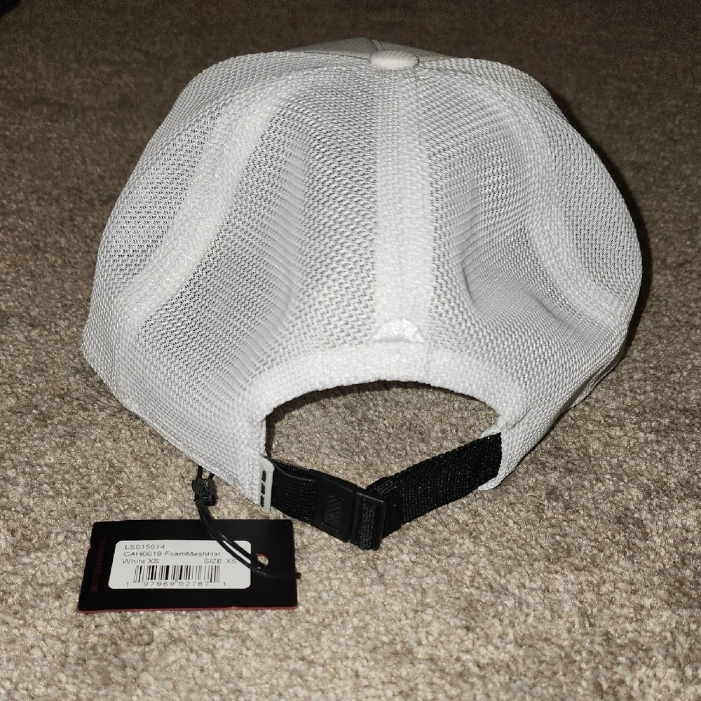 Sunday White Trucker Hat with Black Inner Details - Picture 2 of 5